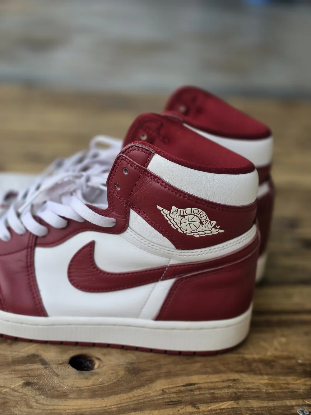 Jordan 1 Retro High OG Artisanal Team Red Size (11) mens